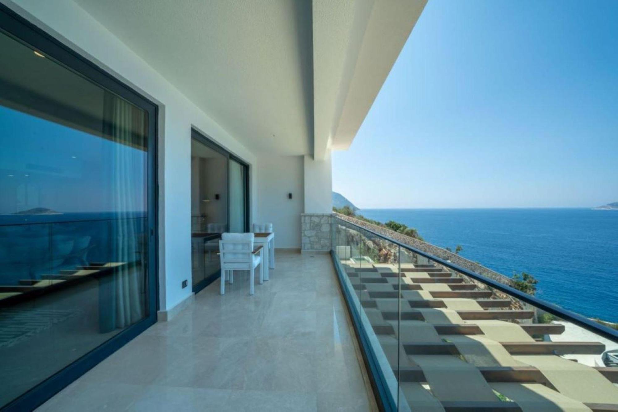 Lures Hotel Kalkan Exteriör bild